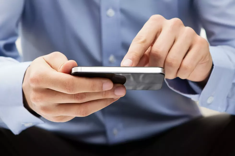 Major Security Flaws Affect Personal Information on Billions of Devices